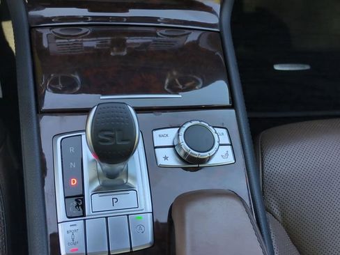 Used 2015 Mercedes-Benz SL 550 image 17