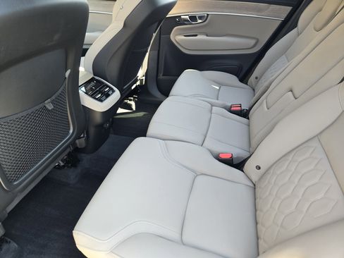 Used 2026 Volvo XC90 B6 Plus w/ Protection Package Premier AWD/4WD image 27