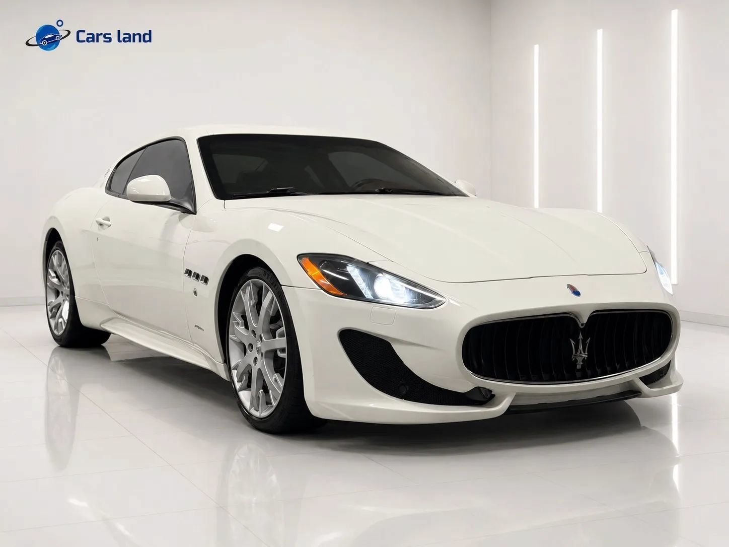 Used 2014 Maserati GranTurismo MC RWD image 1