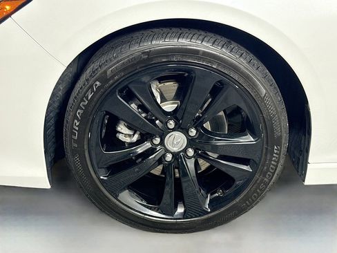 Used 2023 Acura TLX w/ Technology Package image 41