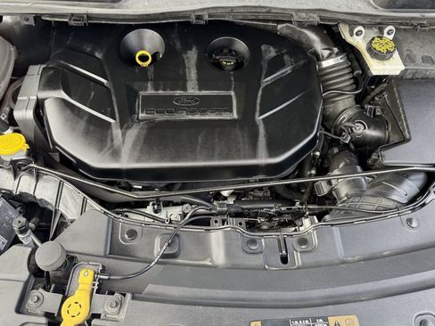 Used 2018 Ford Escape Titanium AWD/4WD image 11