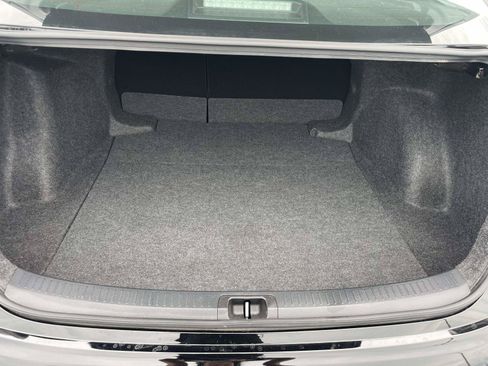 Used 2025 Toyota Corolla LE FWD image 10