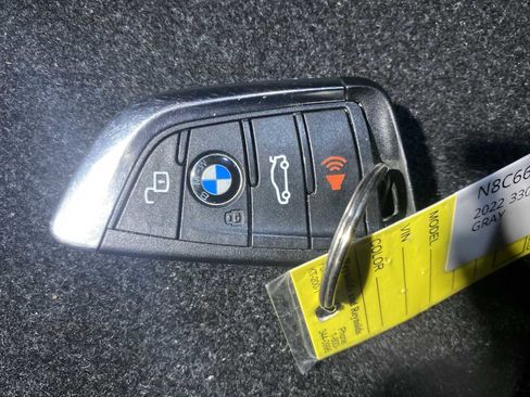 Used 2022 BMW 330i xDrive 330i xDrive w/ Driving Assistance Package image 20