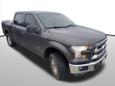 Used 2015 Ford F150 XLT image 10