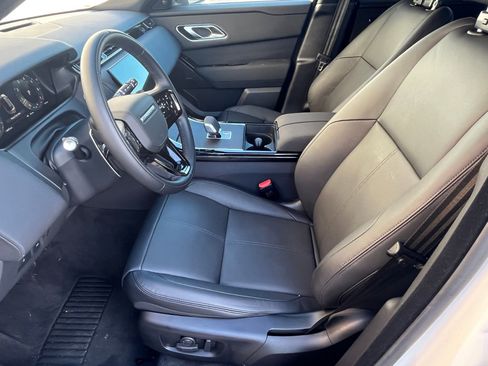 Used 2025 Land Rover Range Rover Velar S image 5