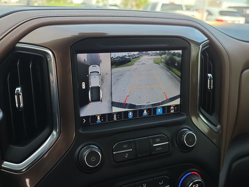 Used 2021 Chevrolet Silverado 3500 High Country AWD/4WD image 23