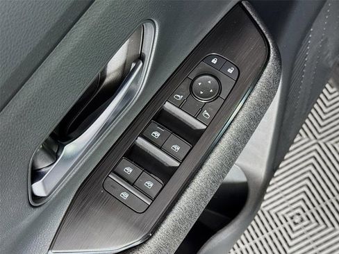 Certified 2026 Nissan Kicks SV FWD image 19