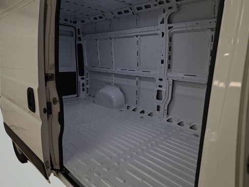New 2026 RAM ProMaster 3500 FWD image 16