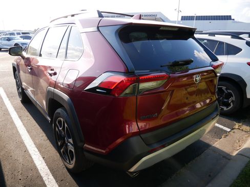 Used 2019 Toyota RAV4 Adventure w/ All Weather Liner Package AWD/4WD image 8