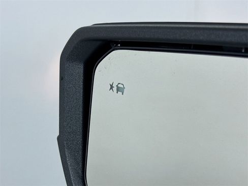 Used 2024 Chevrolet Colorado Trail Boss w/ Advanced Trailering Package image 19