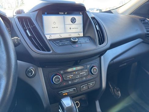 Used 2019 Ford Escape SEL image 12