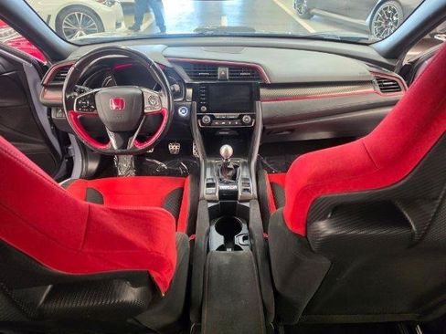 Used 2019 Honda Civic Type R image 15