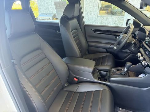 Used 2024 Honda CR-V Sport Touring image 29
