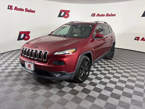 Used 2016 Jeep Cherokee Limited w/ Trailer Tow Group AWD/4WD image 2