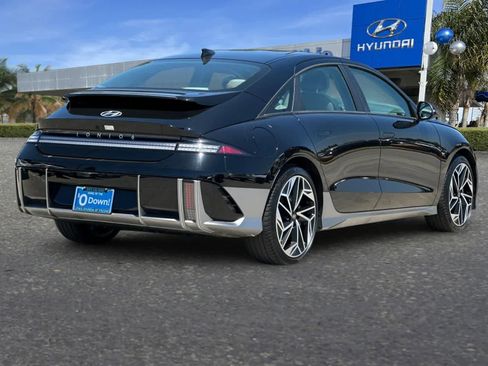 Used 2025 Hyundai Ioniq 6 SEL RWD image 3