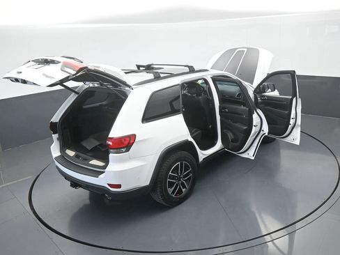 Used 2021 Jeep Grand Cherokee Trailhawk w/ Trailhawk Luxury Group AWD/4WD image 71
