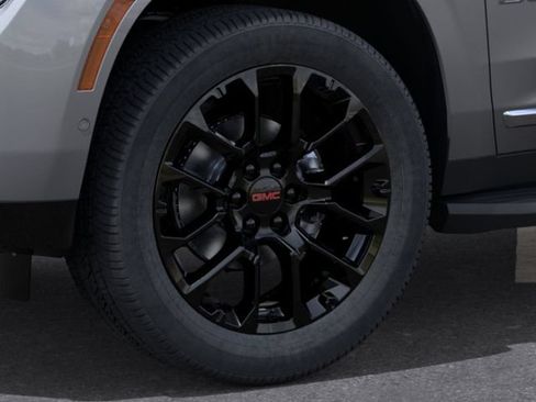 New 2026 GMC Yukon Denali w/ Advanced Technology Package AWD/4WD image 9
