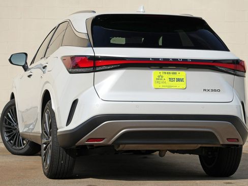 Used 2025 Lexus RX 350 Premium w/ Convenience Package FWD image 6