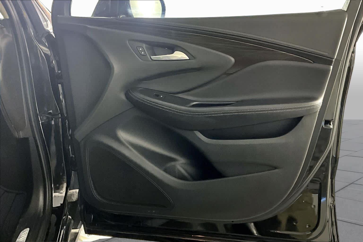 Certified 2020 Buick Envision Essence FWD image 21