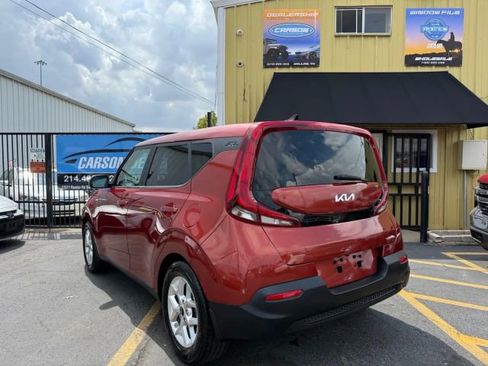 Used 2022 Kia Soul LX w/ Technology Package image 8