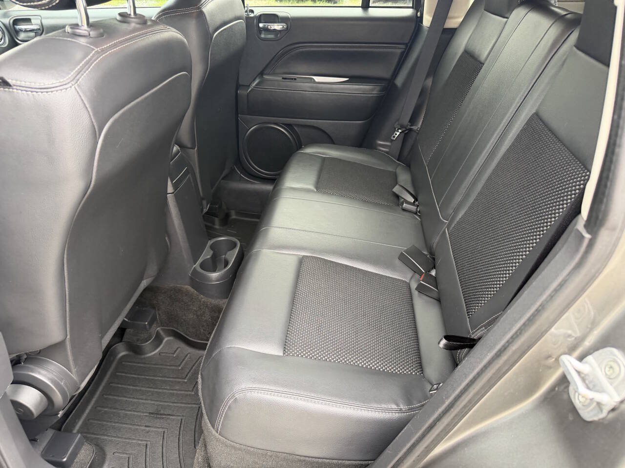 Used 2014 Jeep Compass Latitude AWD/4WD image 15