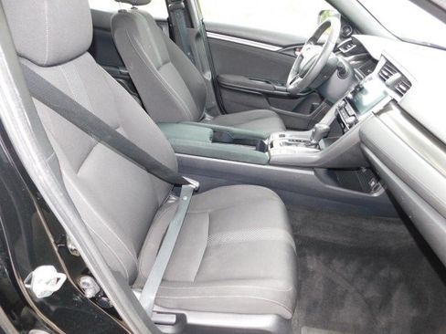 Used 2019 Honda Civic EX image 18