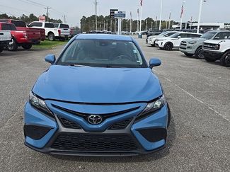 Used 2024 Toyota Camry SE video 2