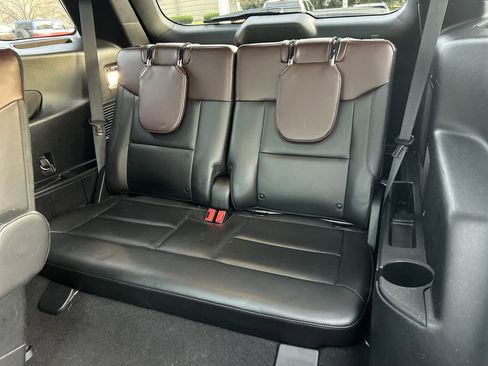 Used 2022 Ford Explorer Platinum w/ Equipment Group 601A image 30