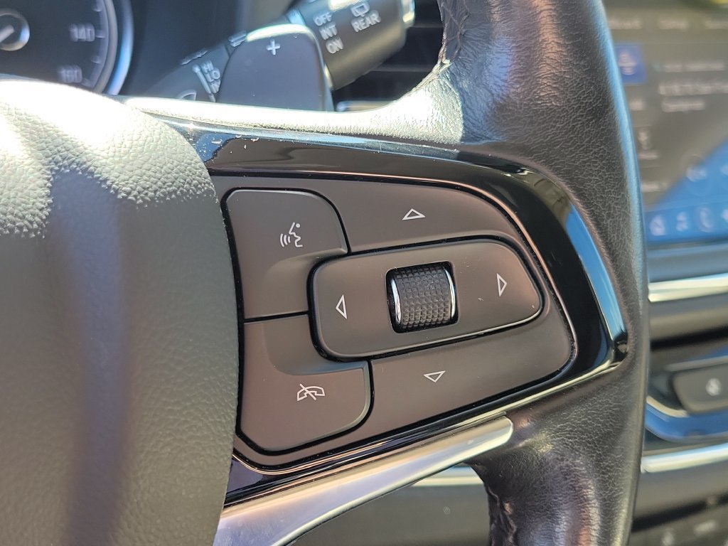 Used 2023 Buick Enclave Essence FWD image 25