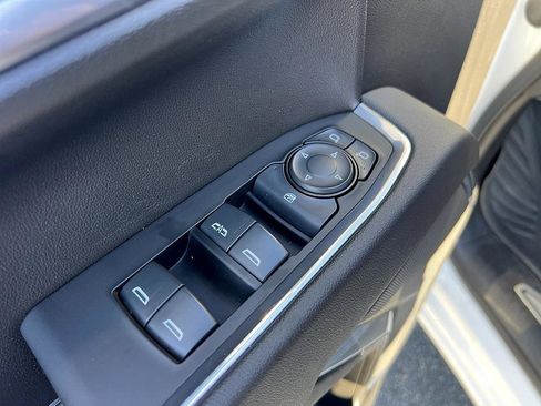 Used 2022 Chevrolet Silverado 1500 RST image 10