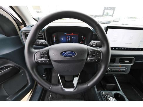Used 2025 Ford Maverick XLT w/ XLT Luxury Package AWD/4WD image 13