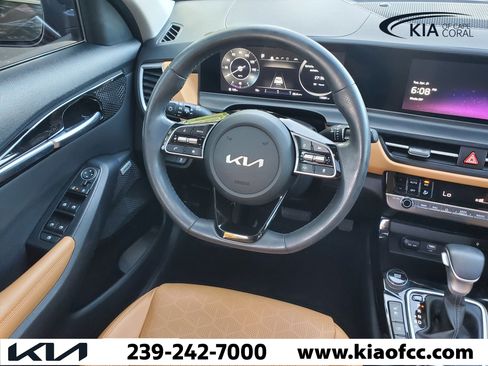 Used 2024 Kia Seltos SX w/ SX Sunroof Package image 15