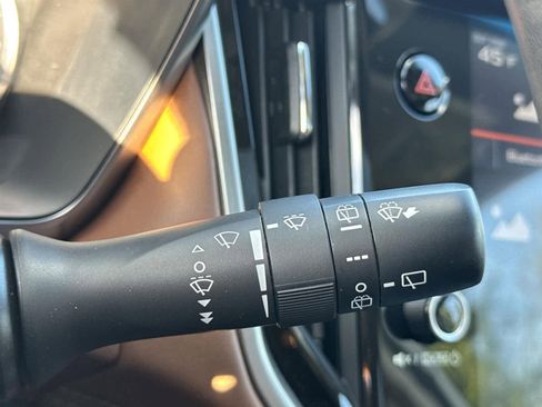 Used 2022 Subaru Outback Touring XT image 21