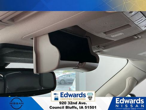 Used 2023 Nissan Armada SL AWD/4WD image 39