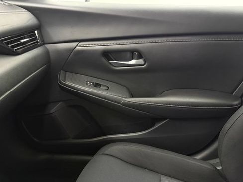 Used 2024 Nissan Sentra SV FWD image 24