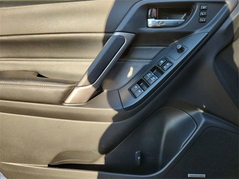 Used 2017 Subaru Forester 2.0XT Touring image 22