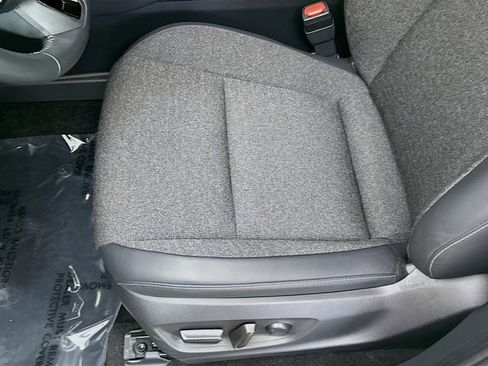 Used 2024 Toyota Crown XLE image 19