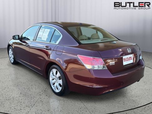 Used 2010 Honda Accord EX-L image 4