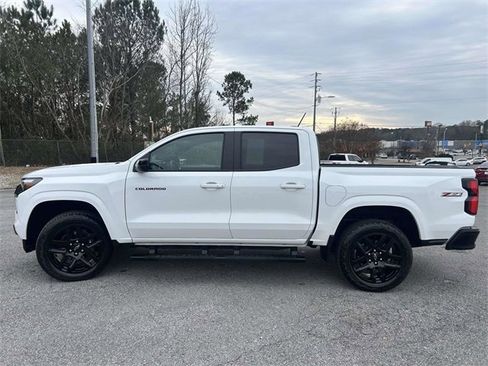 Used 2025 Chevrolet Colorado Z71 w/ Z71 Convenience Package 2 image 6
