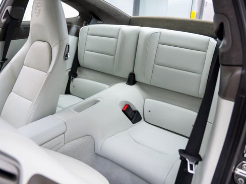 Used 2012 Porsche 911 Carrera S image 15