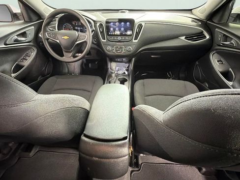Used 2024 Chevrolet Malibu LS FWD image 30