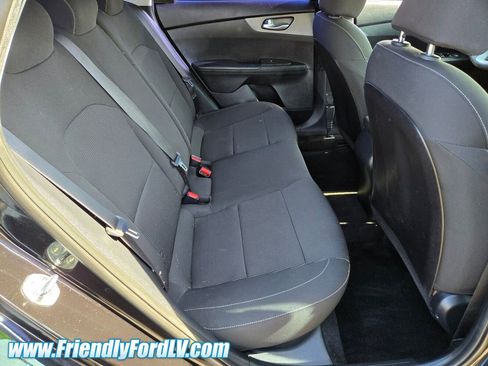 Used 2019 Kia Forte LXS image 13
