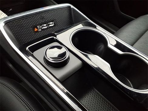 Used 2026 Chevrolet Equinox LT w/ Convenience Package II image 14