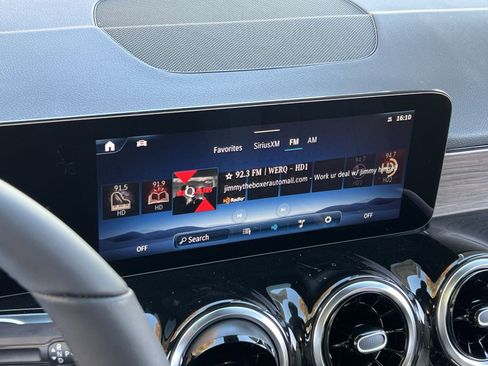 New 2026 Mercedes-Benz GLB 250 4MATIC image 16