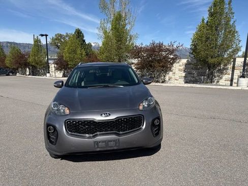 Used 2018 Kia Sportage EX AWD/4WD image 12