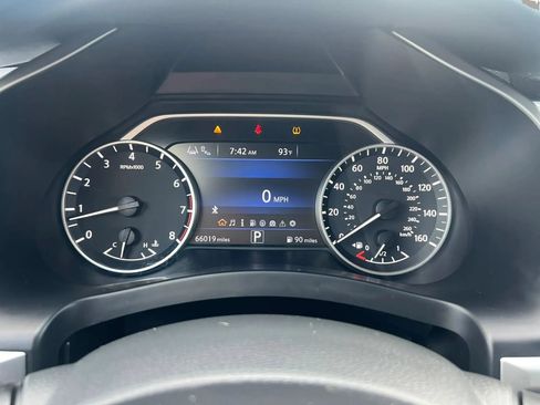 Used 2023 Nissan Murano S AWD/4WD image 17