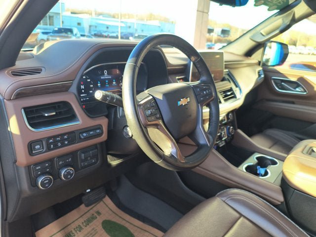 Used 2024 Chevrolet Suburban High Country AWD/4WD image 10
