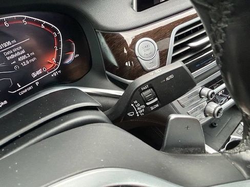 Used 2020 BMW 740i xDrive w/ M Sport Package AWD/4WD image 29