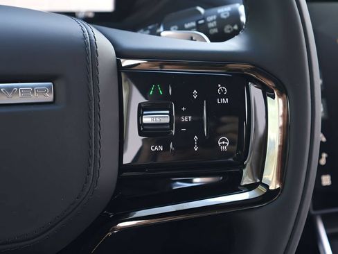 New 2026 Land Rover Range Rover Velar Dynamic SE AWD/4WD image 22