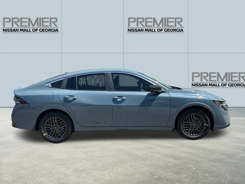 New 2026 Nissan Sentra SV w/ SV Convenience Package FWD image 4